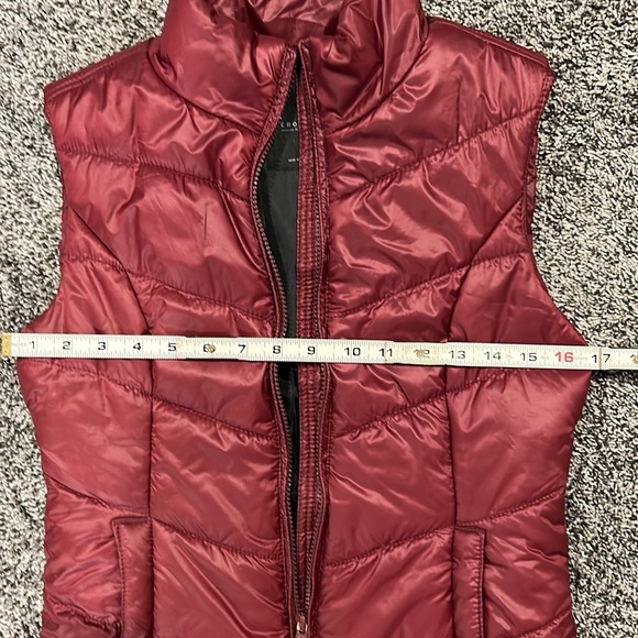 Zip Up Aeropostale Puffy Vest Cranberry Color - Picture 10 of 14